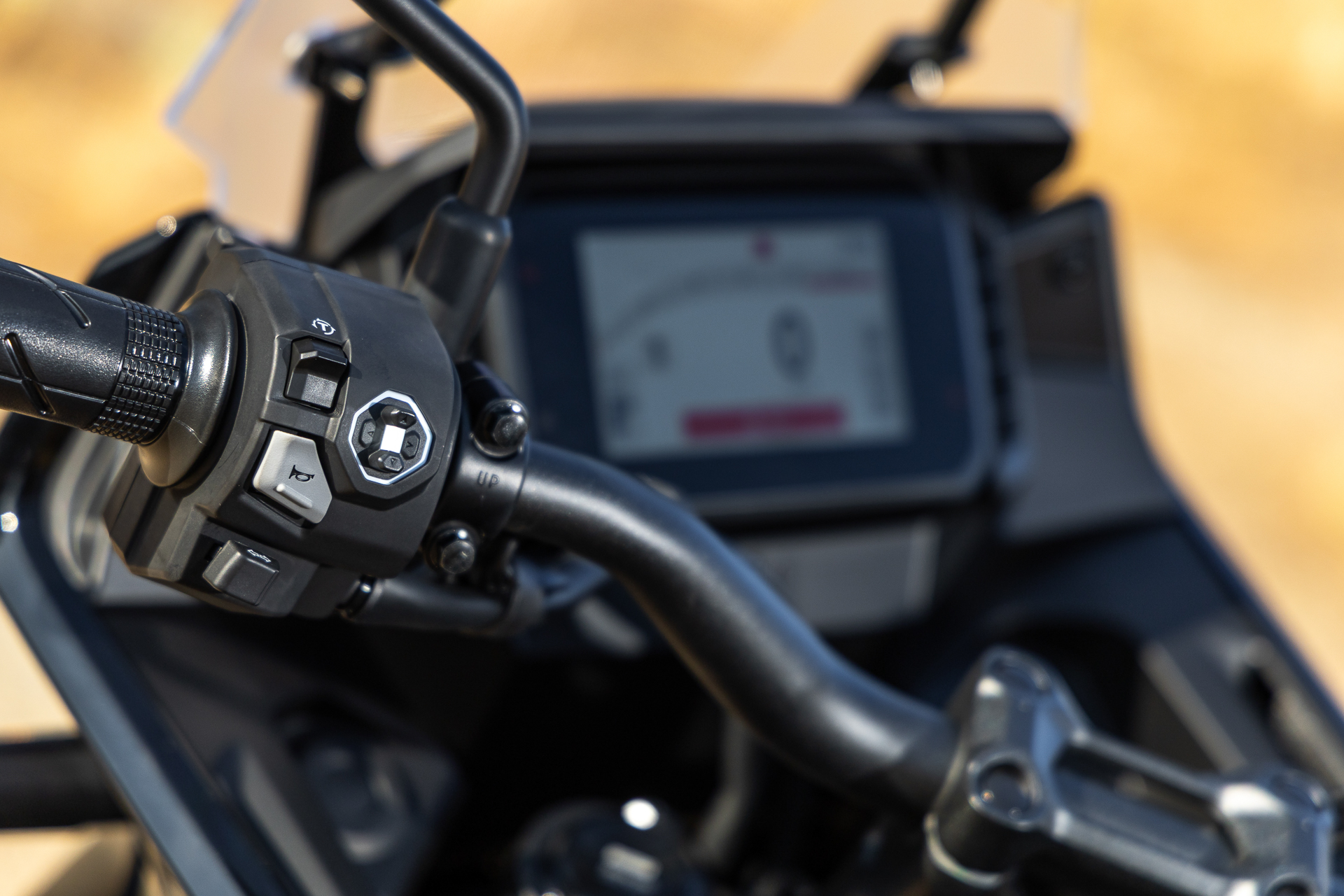 Prueba Honda NX500 E-Clutch