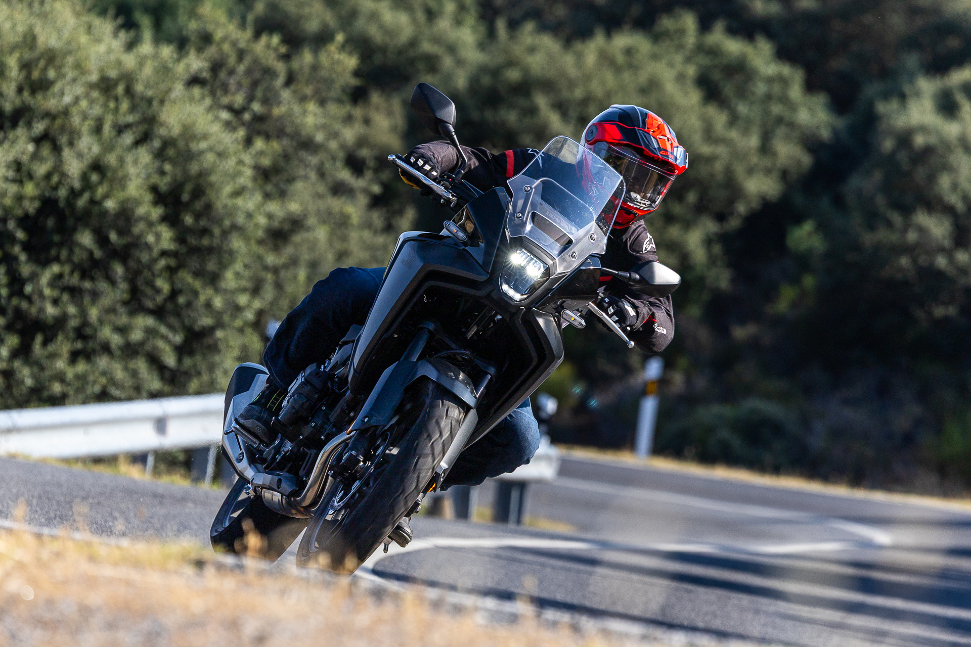 Prueba Honda NX500 E-Clutch