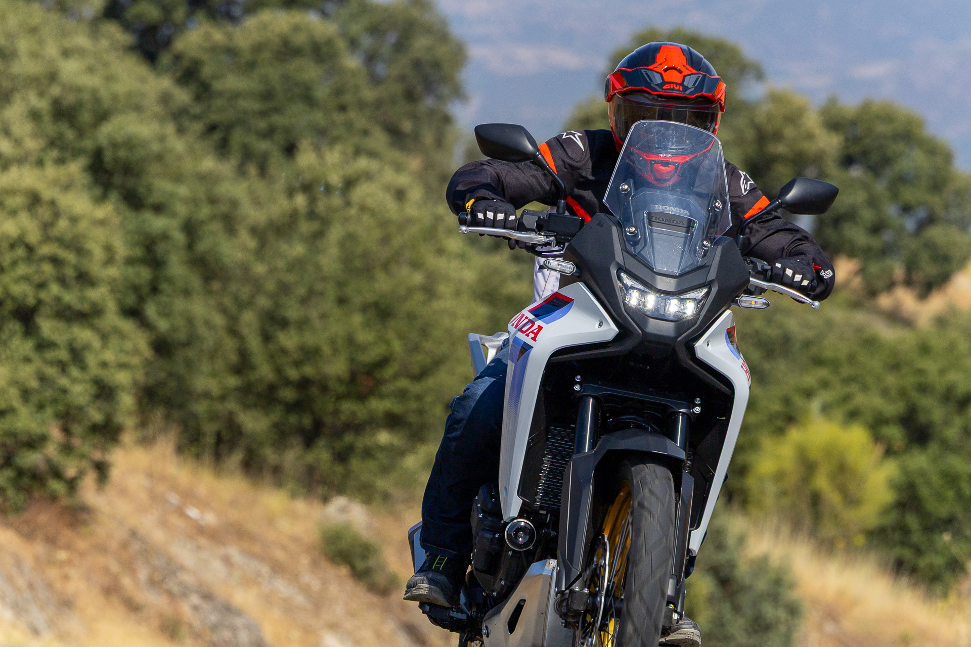 Prueba a fondo Honda XL750 Transalp E-Clutch