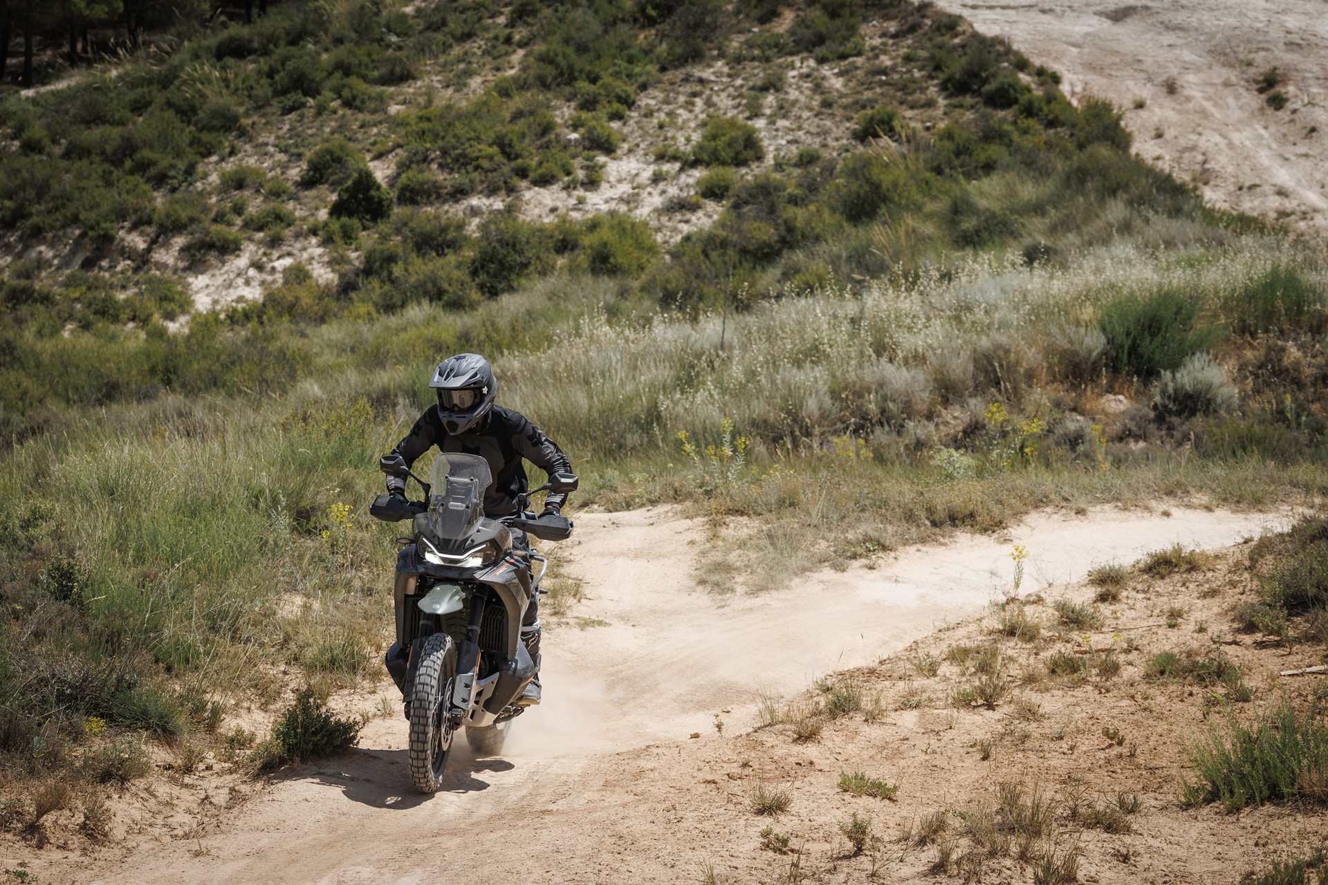 Prueba CFMOTO 1000MT-X