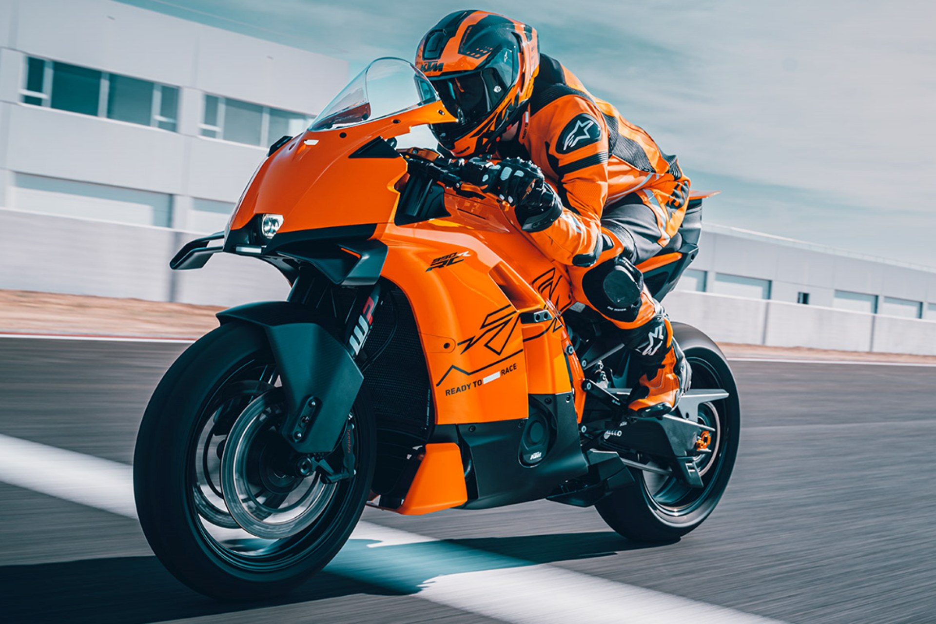 KTM 990 RC R y 990 RC R Track 2026
