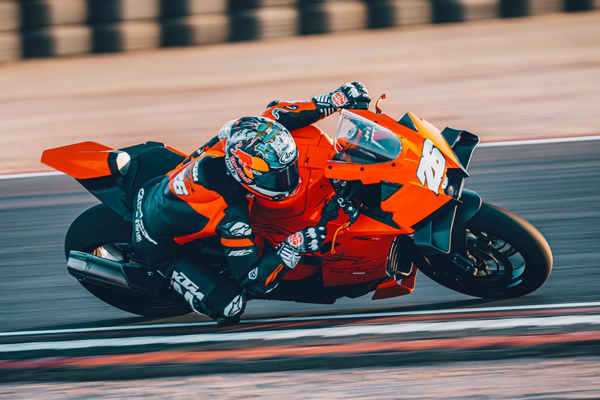 KTM 990 RC R y 990 RC R Track 2026