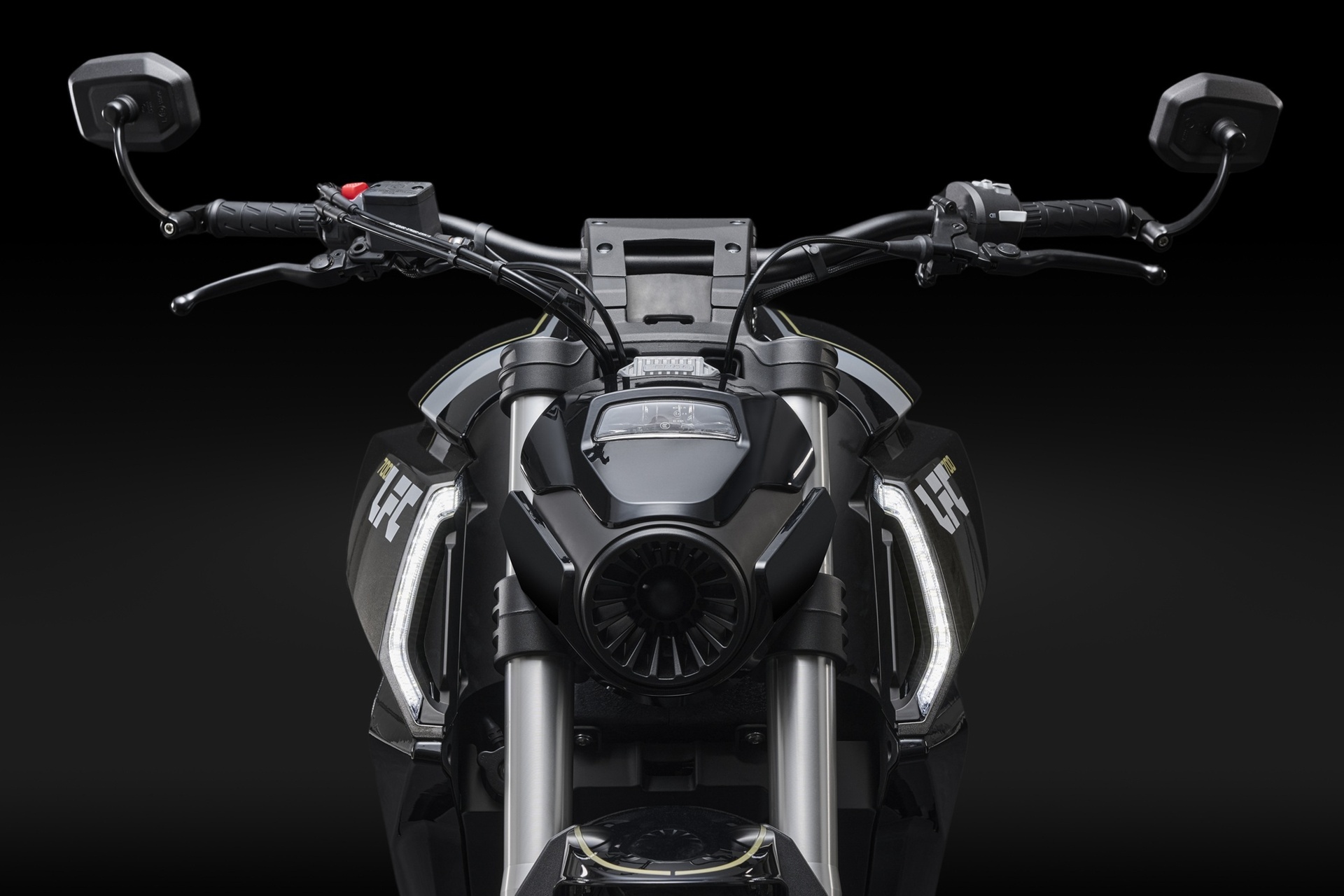 Keeway, Benelli, Morbidelli y Benda rebajan precios hasta septiembre