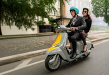 Lambretta resucita la J 125 en España: 60 años de icono con alma surfera y motor Euro 5