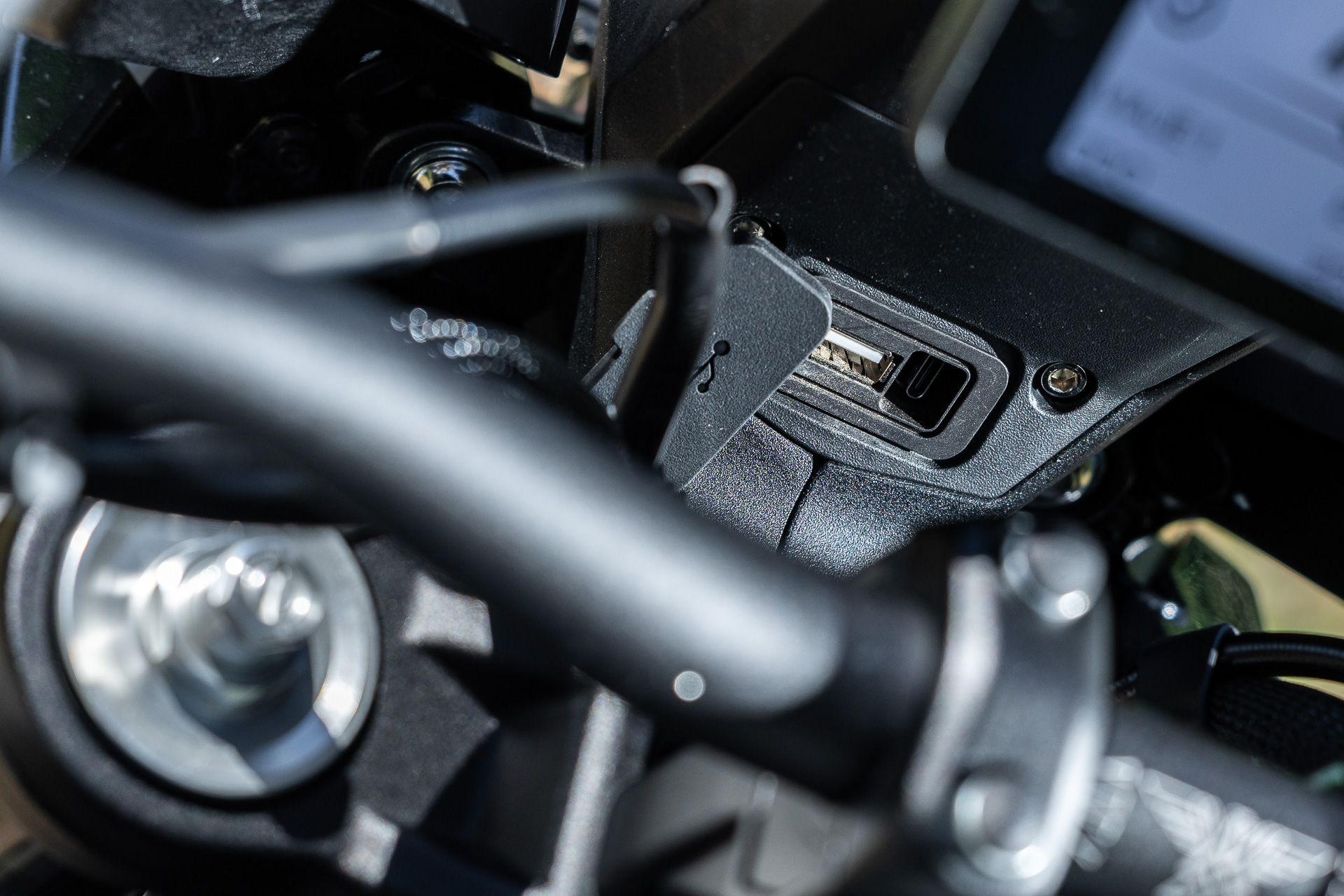Prueba Moto Morini Alltrhike 450