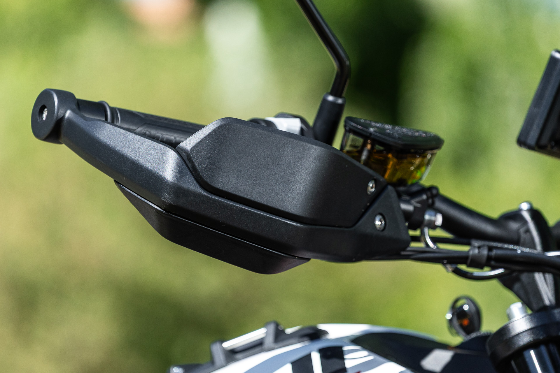 Prueba Moto Morini Alltrhike 450