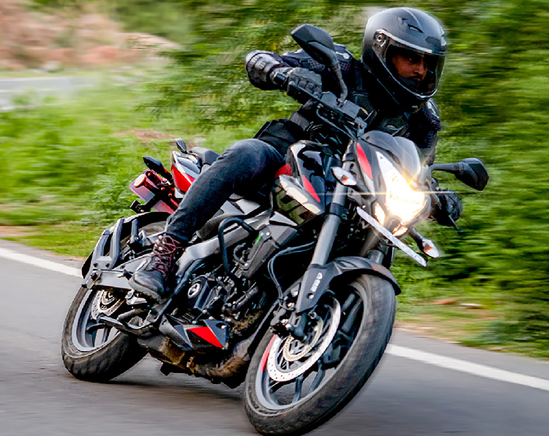 Bajaj Pulsar NS 200 2026