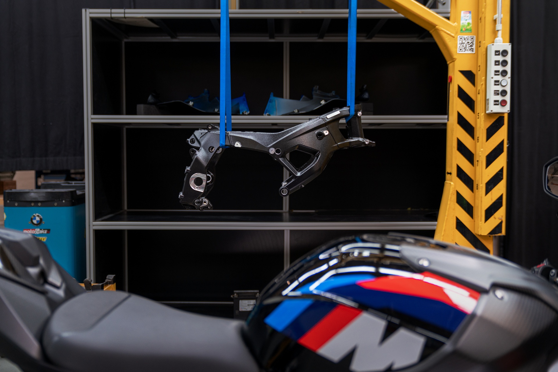 BMW dice adiós a su rueda de mando más icónica en la nueva S 1000 RR 2027