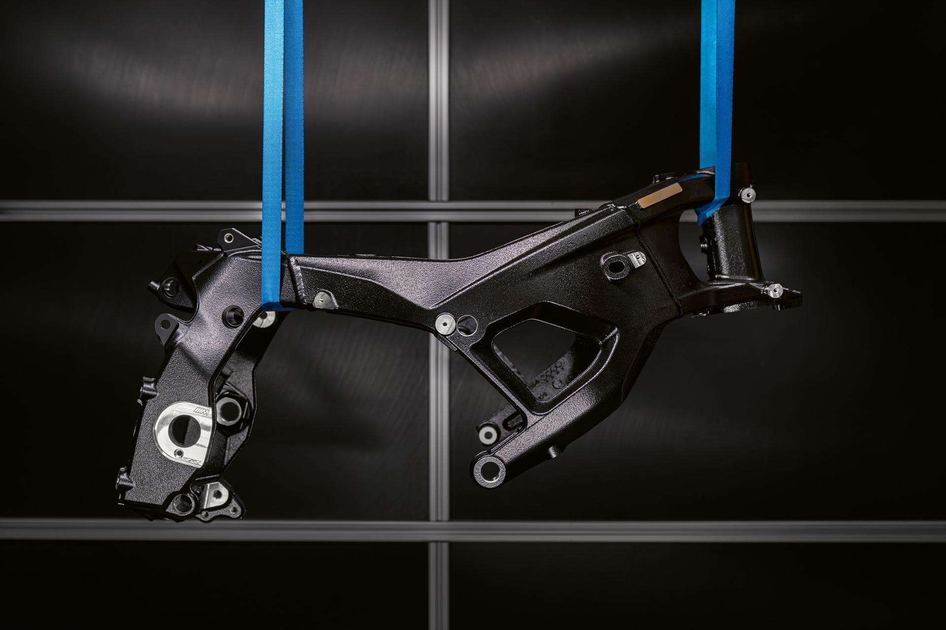 BMW dice adiós a su rueda de mando más icónica en la nueva S 1000 RR 2027