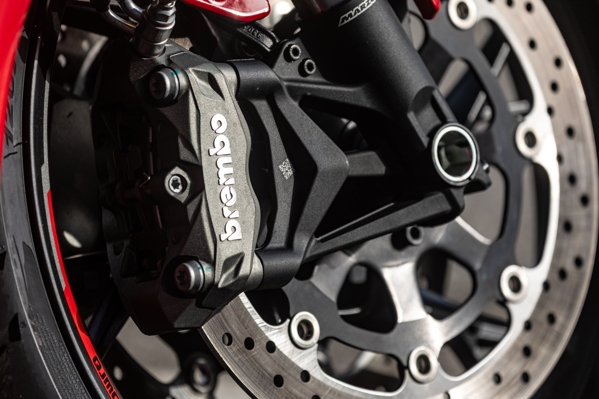 Prueba QJ Motor SRK 800/SRK 800RR