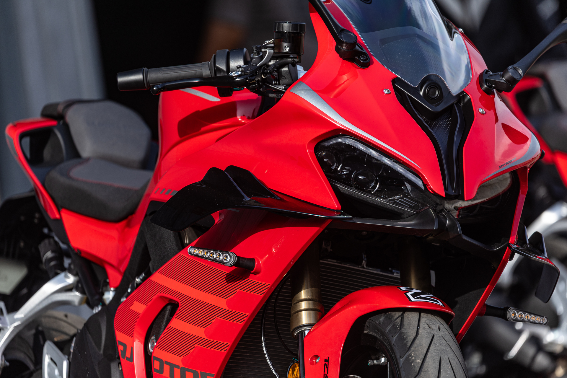 Prueba QJ Motor SRK 800/SRK 800RR