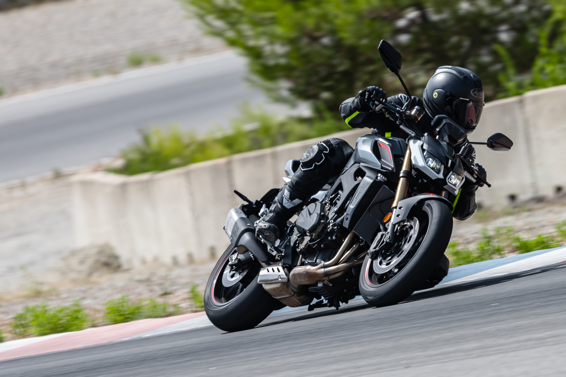 Prueba QJ Motor SRK 800/SRK 800RR
