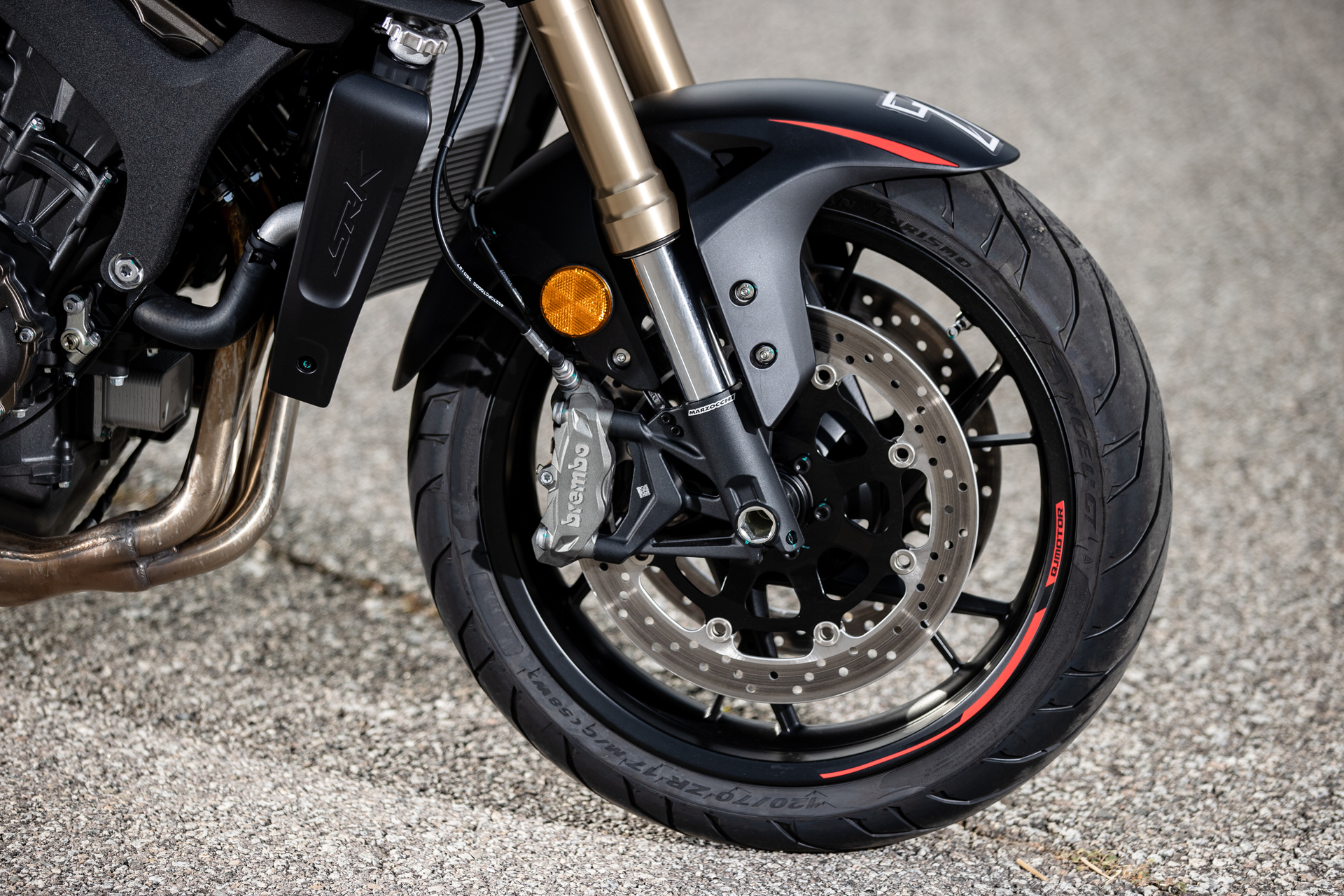 Prueba QJ Motor SRK 800/SRK 800RR