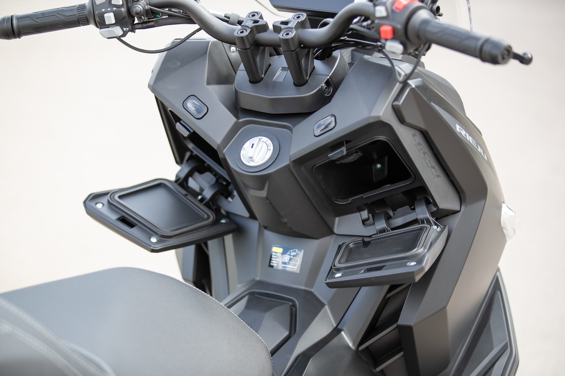 Prueba Rieju X-Over 357
