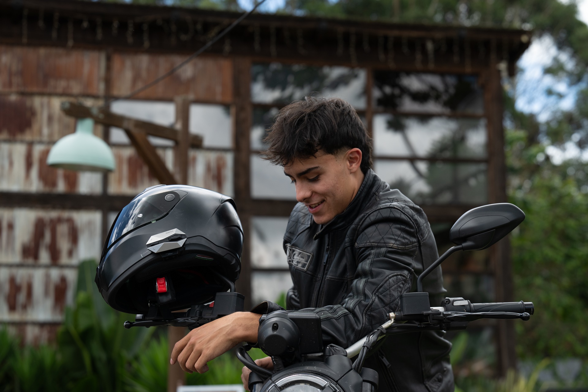Sena presenta 60X, su intercomunicador más avanzado hasta la fecha