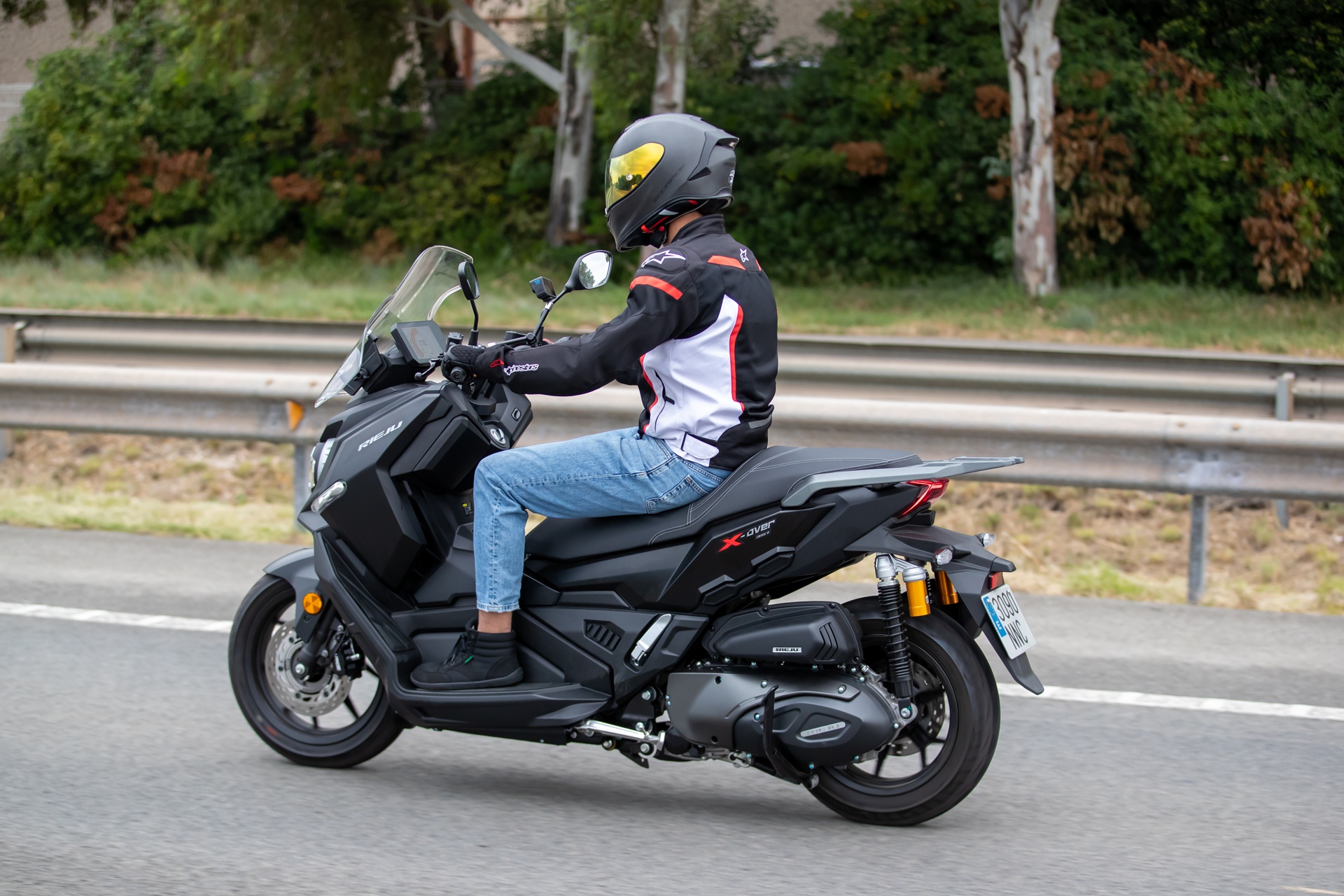 Prueba Rieju X-Over 357