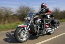 Triumph Rocket III anuncio