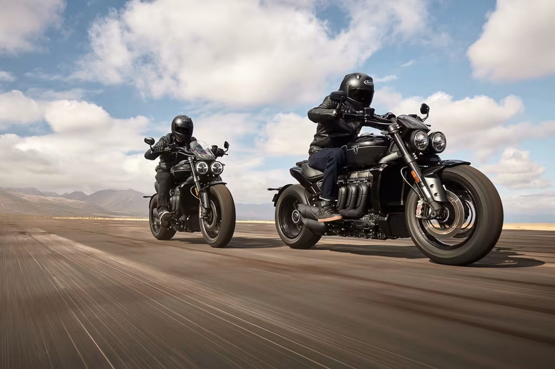 Triumph Rocket III anuncio