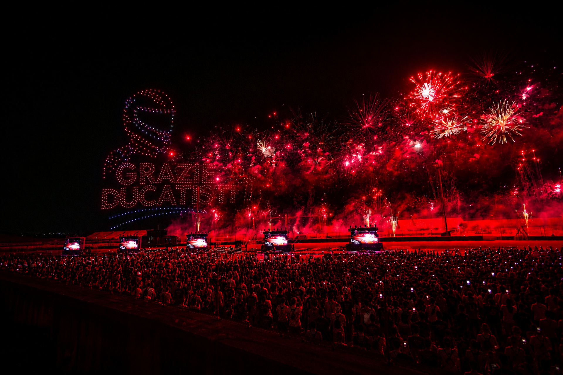 World Ducati Week 2026: Casi 120.000 asistentes de 94 países distintos rompen todos los récords de asistencia hasta la fecha