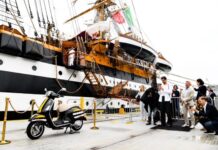 Vespa Piaggio Amerigo Vespucci New York