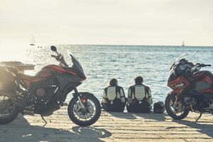 El verano y el calor afectan a los neumáticos de la moto más de lo que piensas y esto es lo que debes tener en cuenta