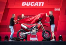 La nueva supermotard fue desvelada en pleno WDW