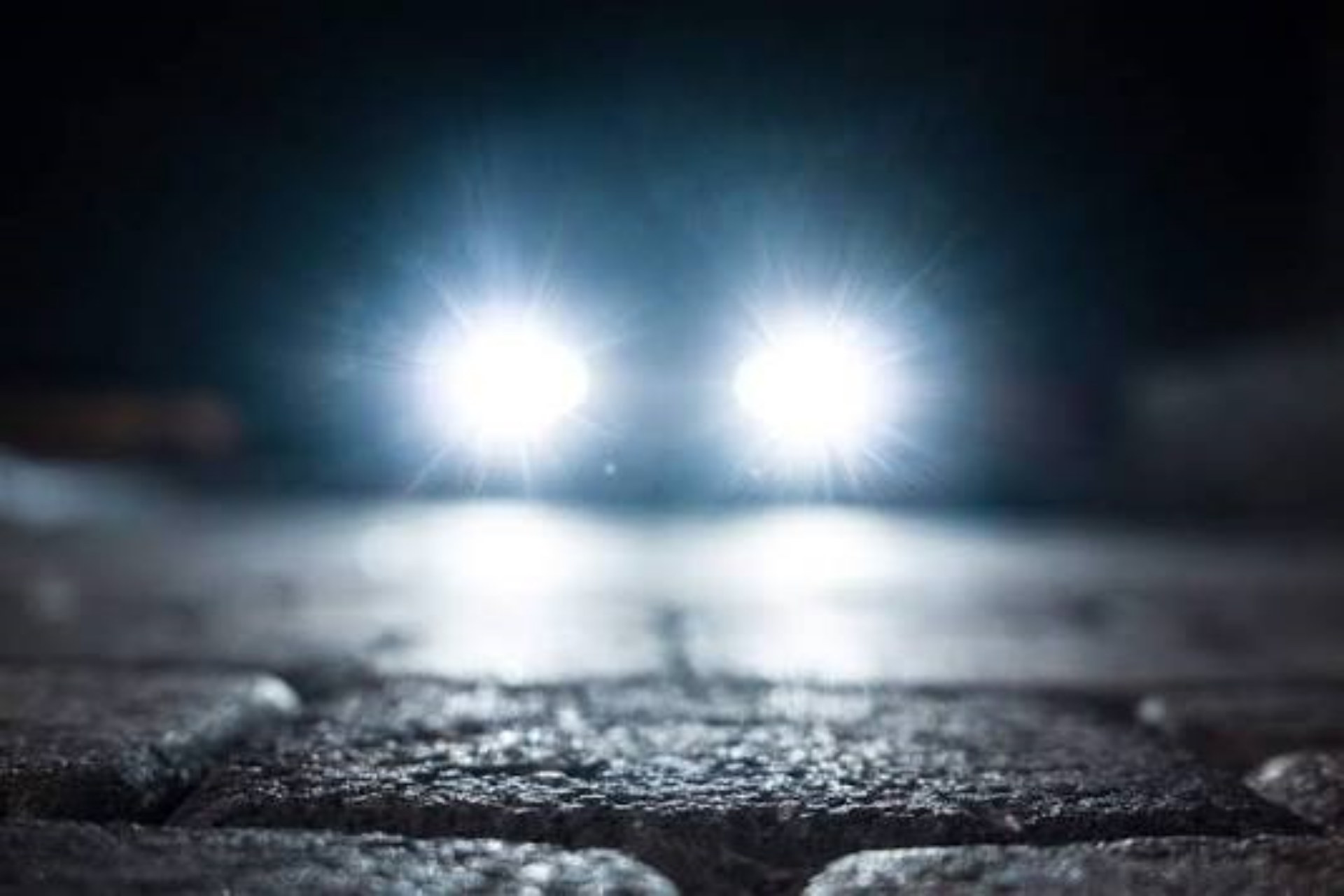 Faros deslumbran