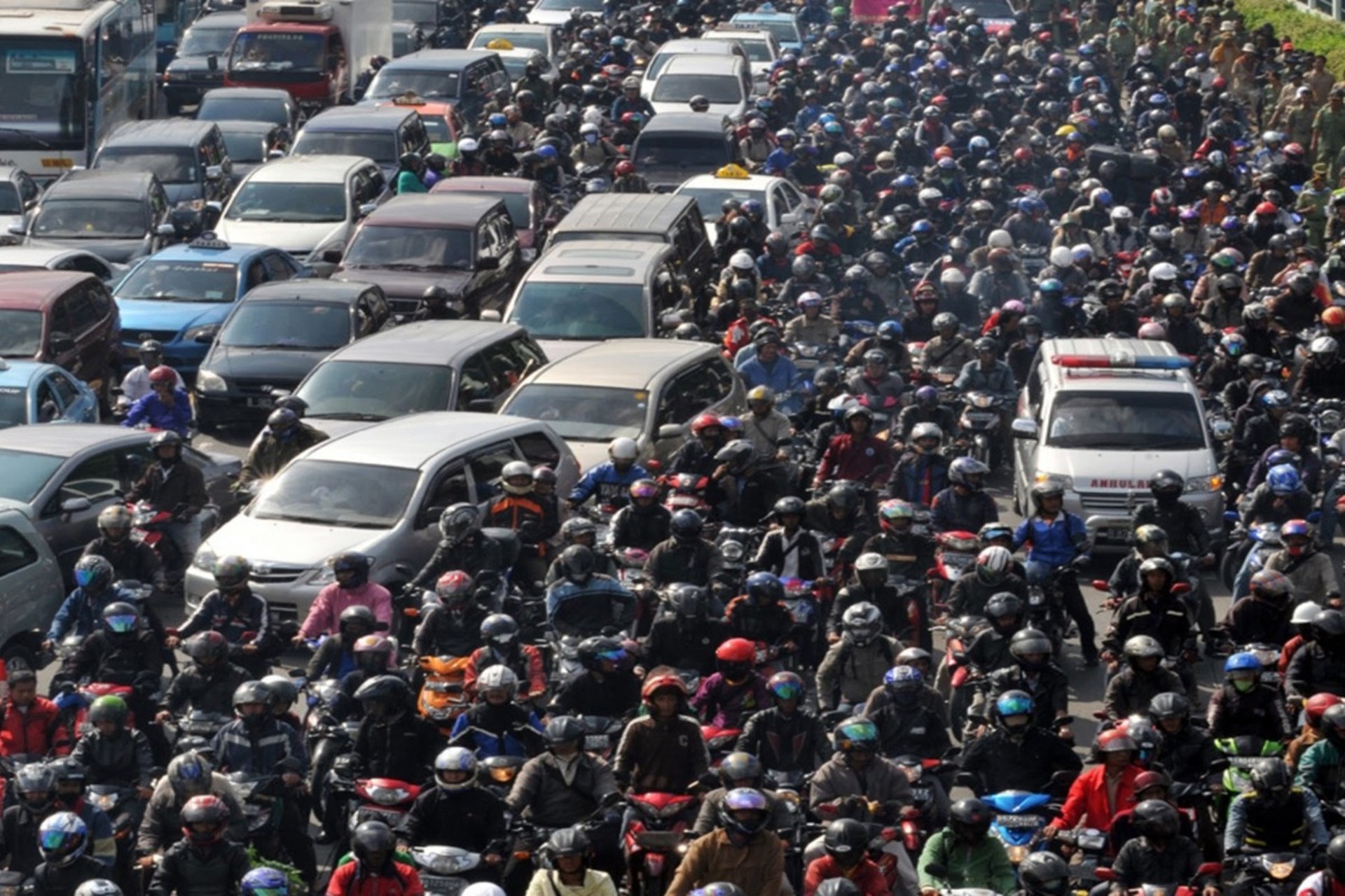 Las ZBE llegan a Vietnam e India y con ellas el “exterminio” de las motos de gasolina