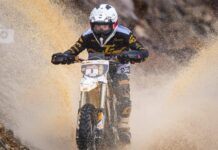 Con su propia moto y acabando en el top10 se puede considerar la historia todo un éxito
