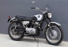A Elvis no le gustaban solamente las Harley, también usaba una Honda CL72 Scrambler que ha salido a subasta