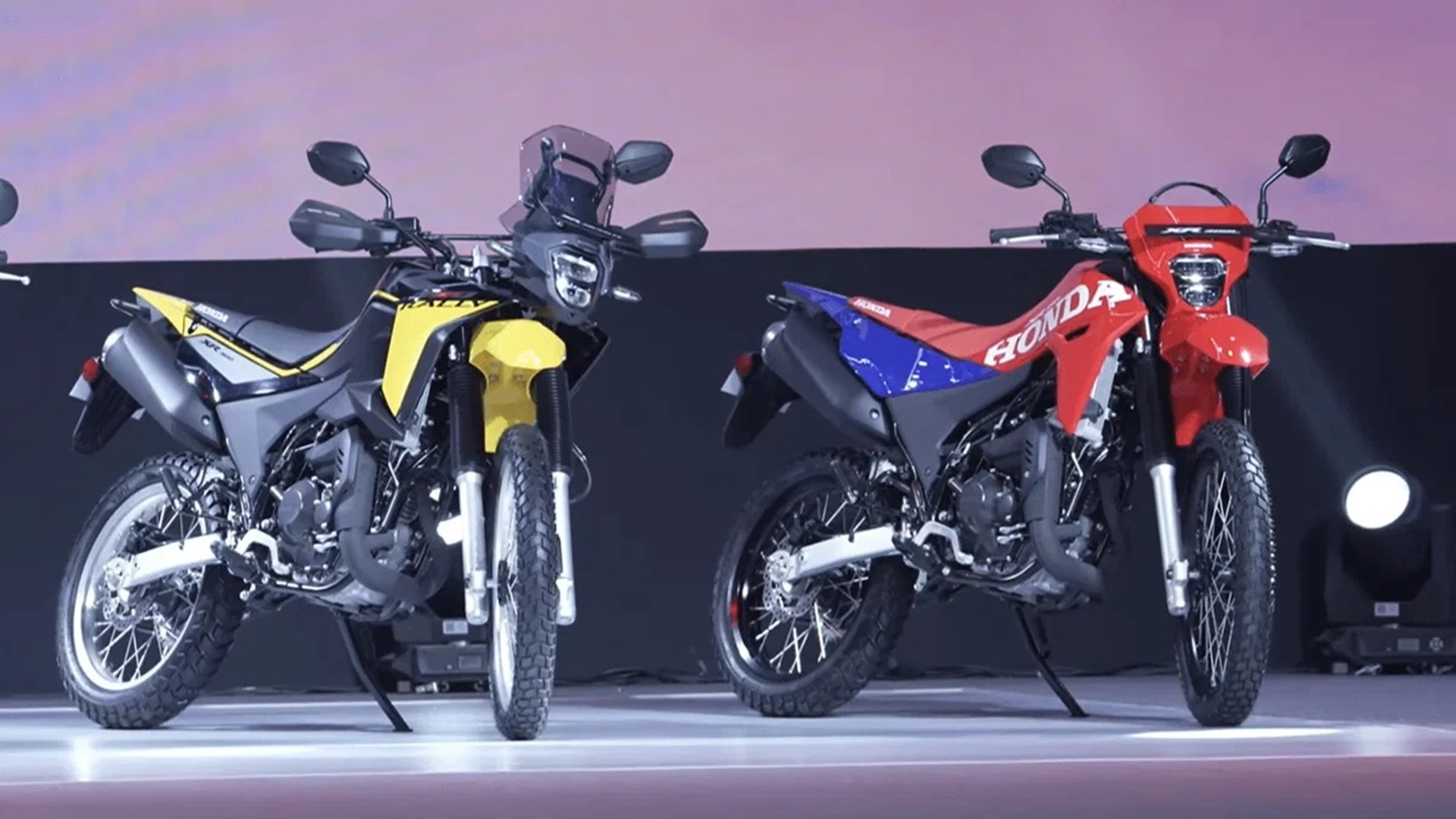 XR300L y XR300 Rally: así son las nuevas trail de acceso de Honda