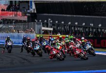 Dónde ver Superbike Donington 2026, horarios y más info