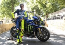Valentino Rossi vuelve a pilotar su Yamaha YZR-M1 en Goodwood Festival 2026