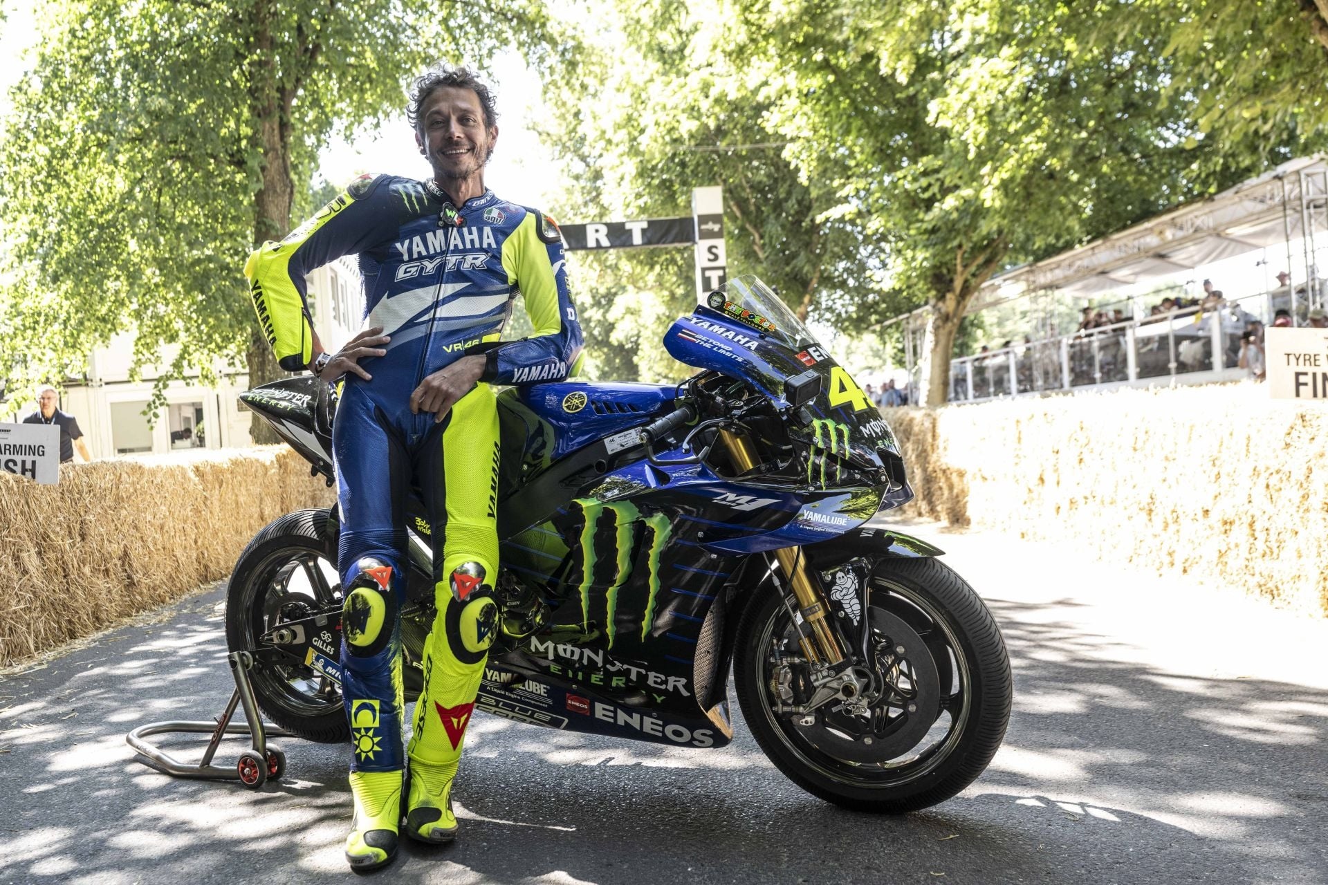 Valentino Rossi vuelve a pilotar su Yamaha YZR-M1 en Goodwood Festival 2026
