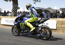 Valentino Rossi vuelve a pilotar su Yamaha YZR-M1 en Goodwood Festival 2026