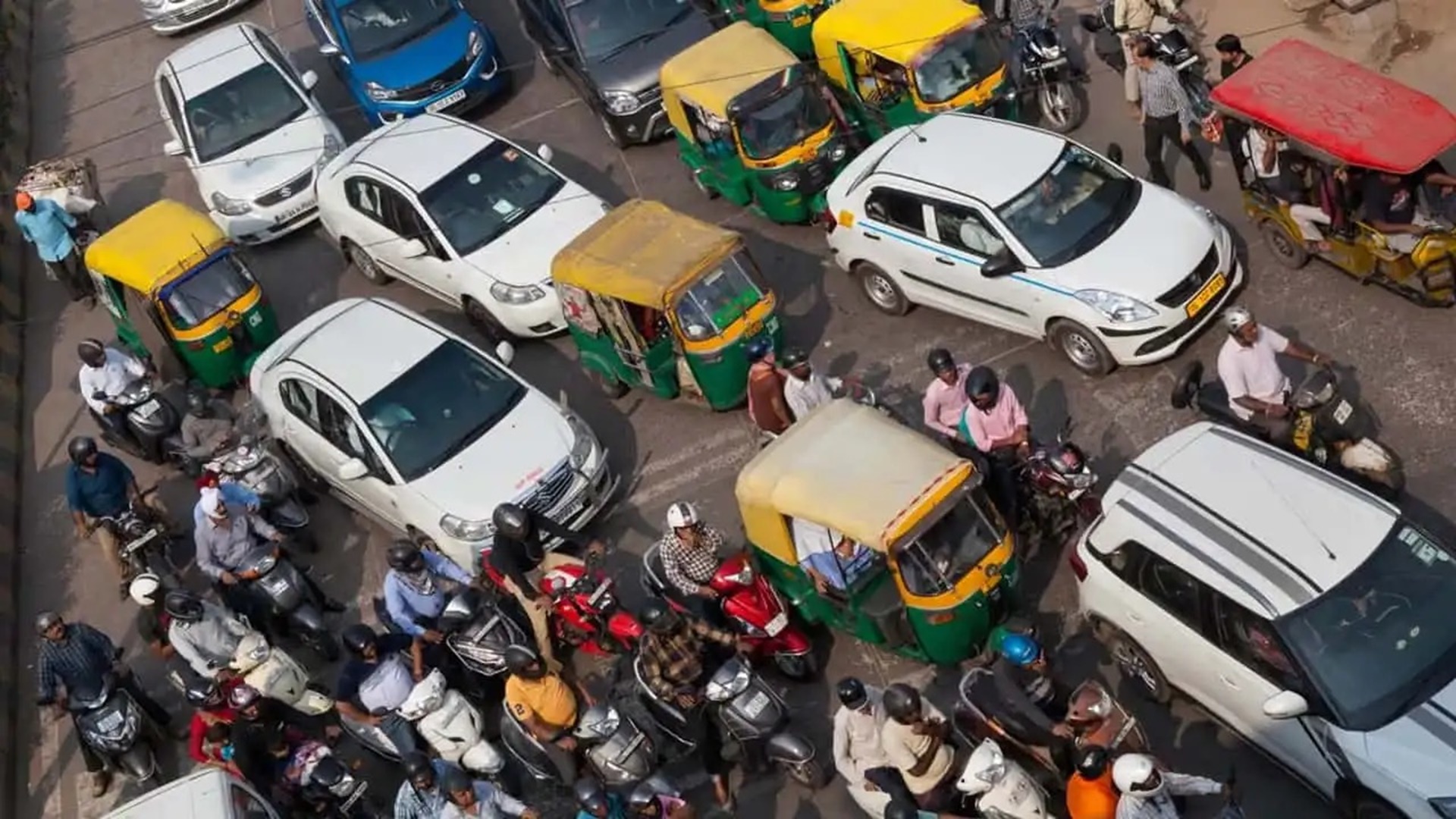 Las ZBE llegan a Vietnam e India y con ellas el “exterminio” de las motos de gasolina
