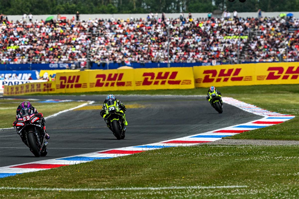 Martín llega como líder, pero el resto de pilotos de Aprilia acechan