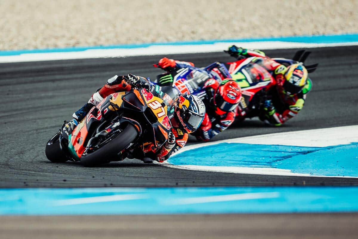 En Assen Acosta sufrió más de la cuenta y tras acabar la carrera se supo el motivo