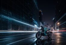 Charged Ndara: Indonesia presenta su primera naked eléctrica de corte deportivo