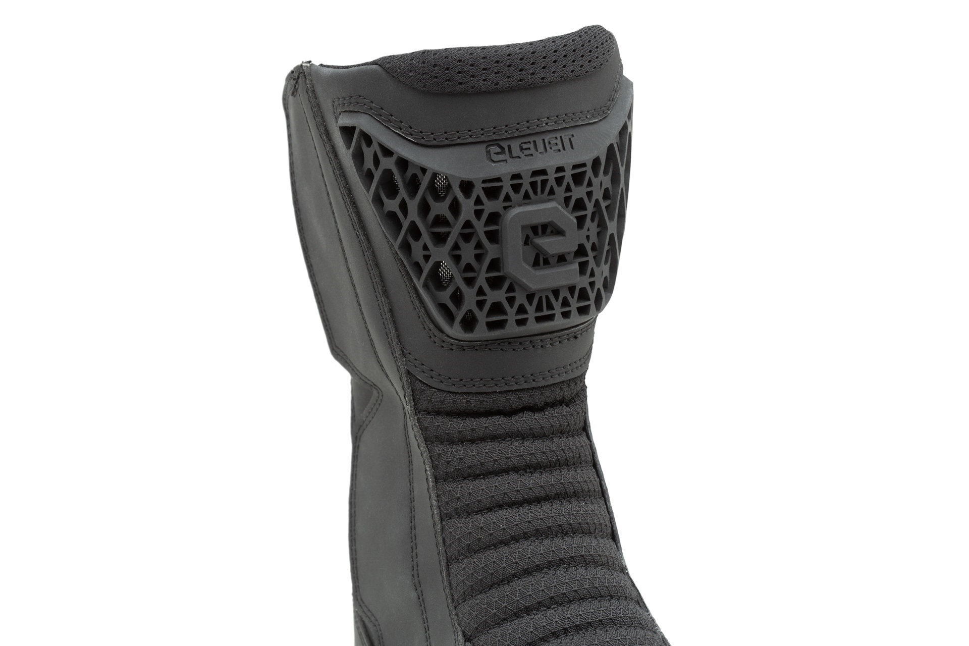 Eleveit Mission E-Dry: la nueva bota Touring para acompañar al motociclista en cualquier situación