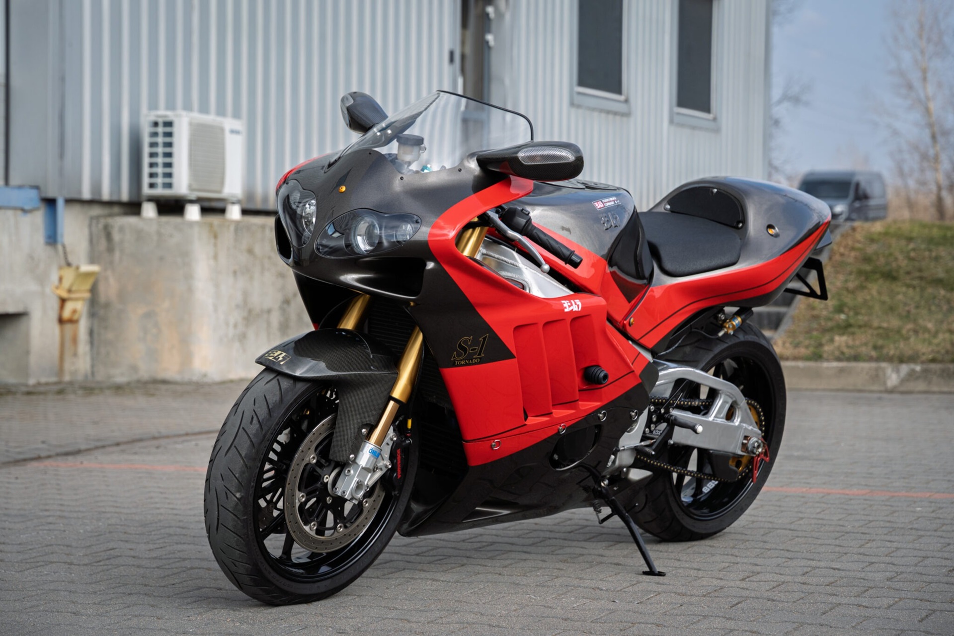 Moto de ensueño a la venta: Yoshimura Tornado S-1 2002