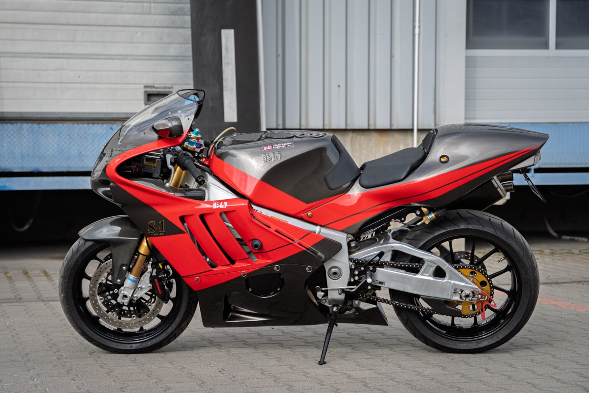 Moto de ensueño a la venta: Yoshimura Tornado S-1 2002