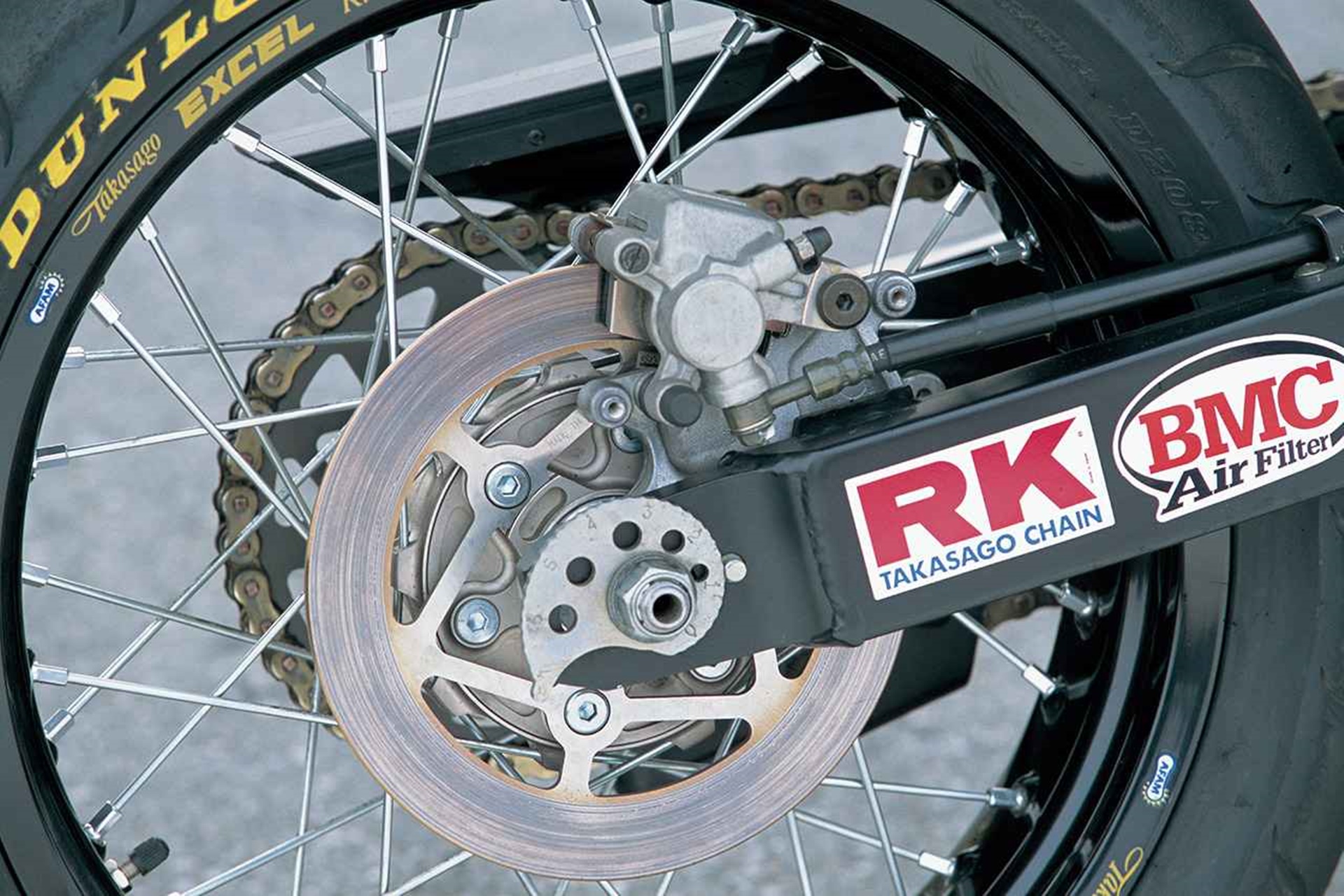 Yoshimura M450R: La Supermotard definitiva fue inventada hace más de décadas