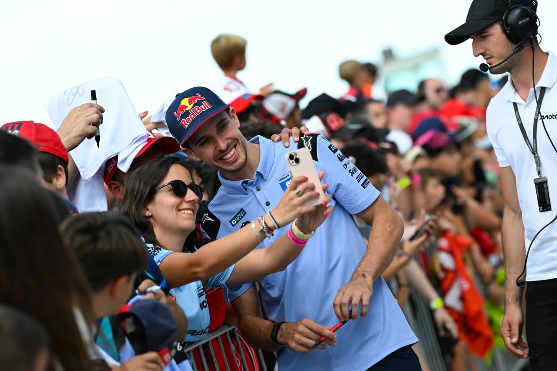 El Pit Lane Walk se convierte en la antesala del Gran Premio Michelin de Aragón 2026