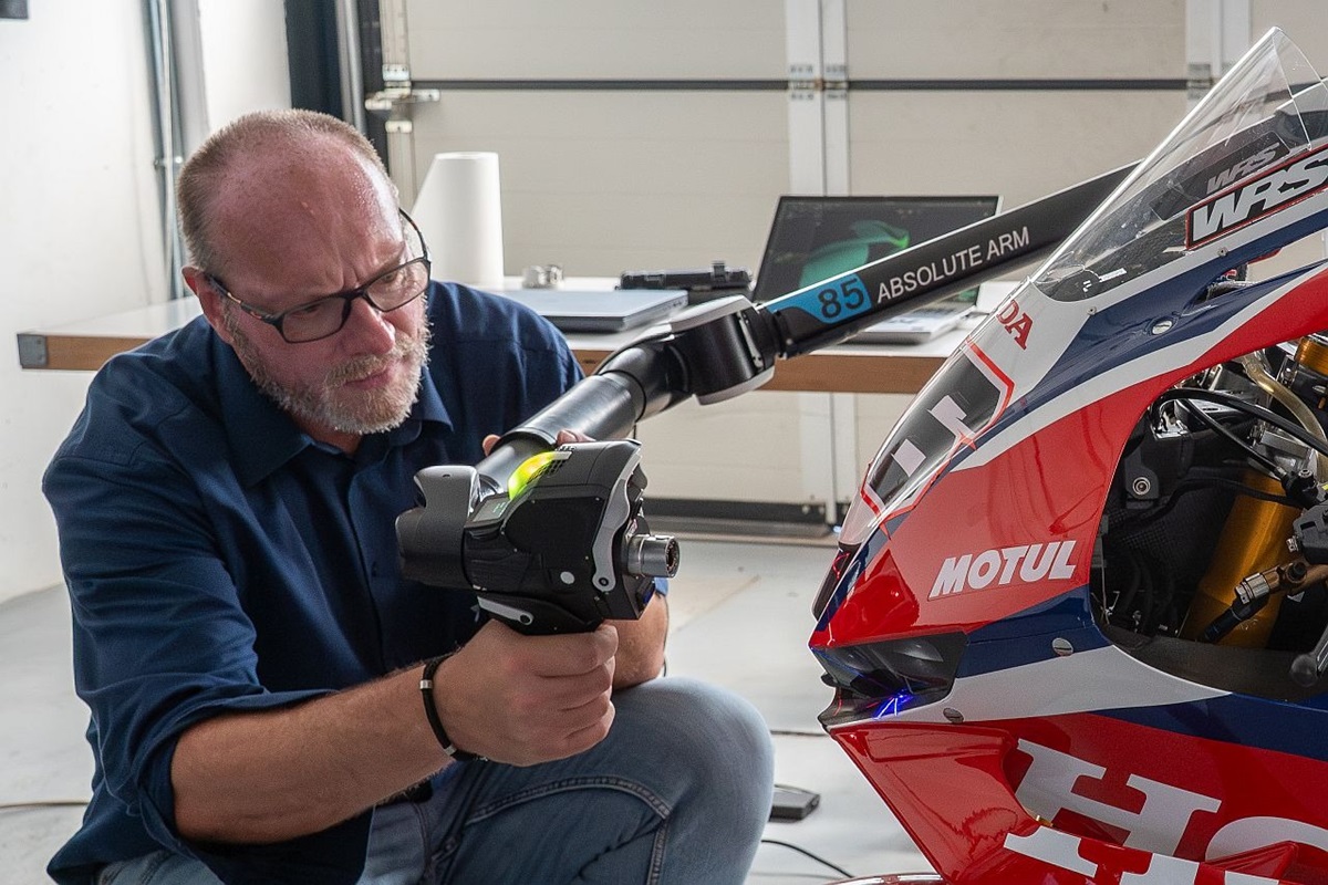 La FIM y Hexagon sellan un acuerdo para la verificación de los diseños de las motos del WorldSBK