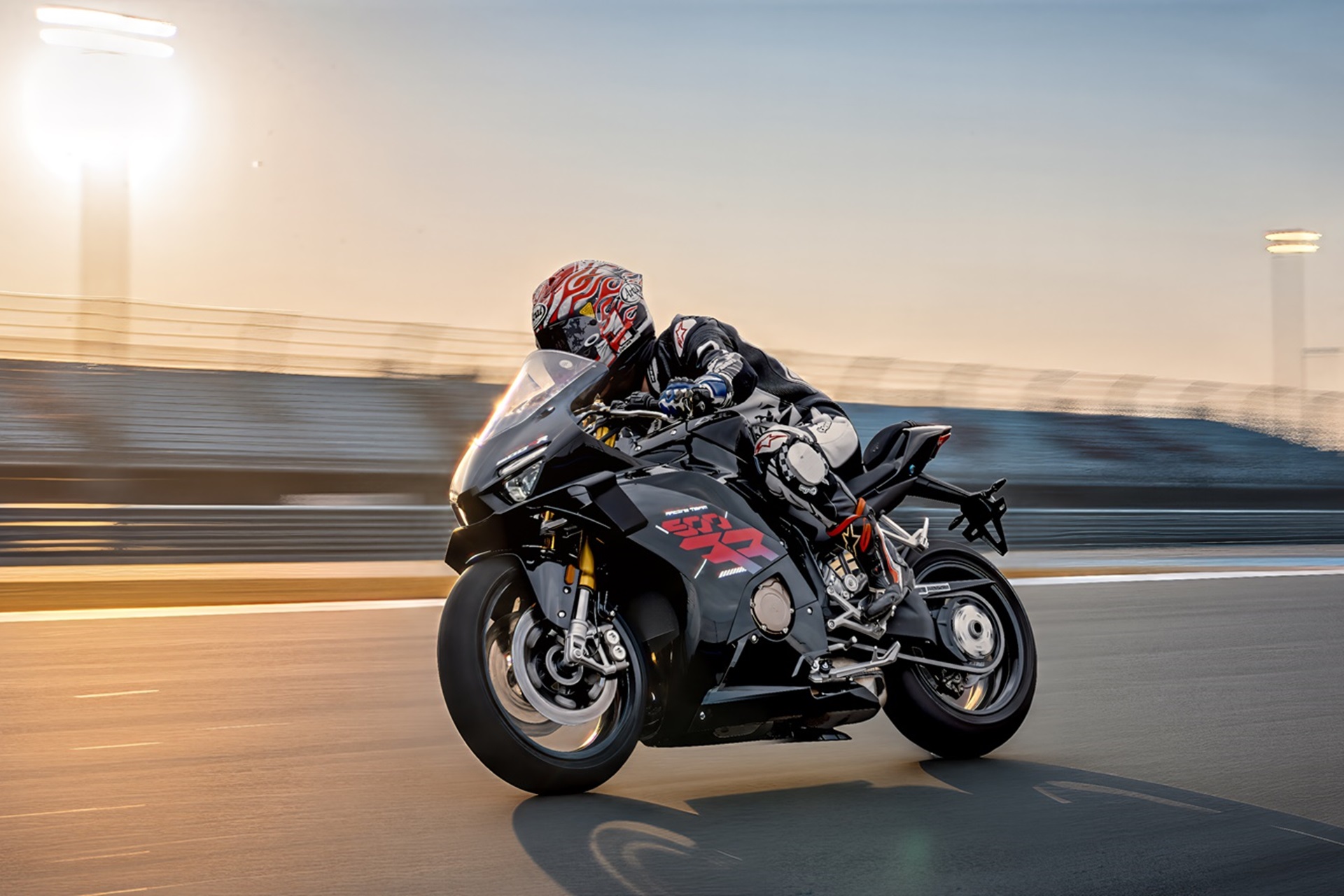 ZXMoto arranca su actividad en España con el lanzamiento de su página web y la comercialización de su gama 2026