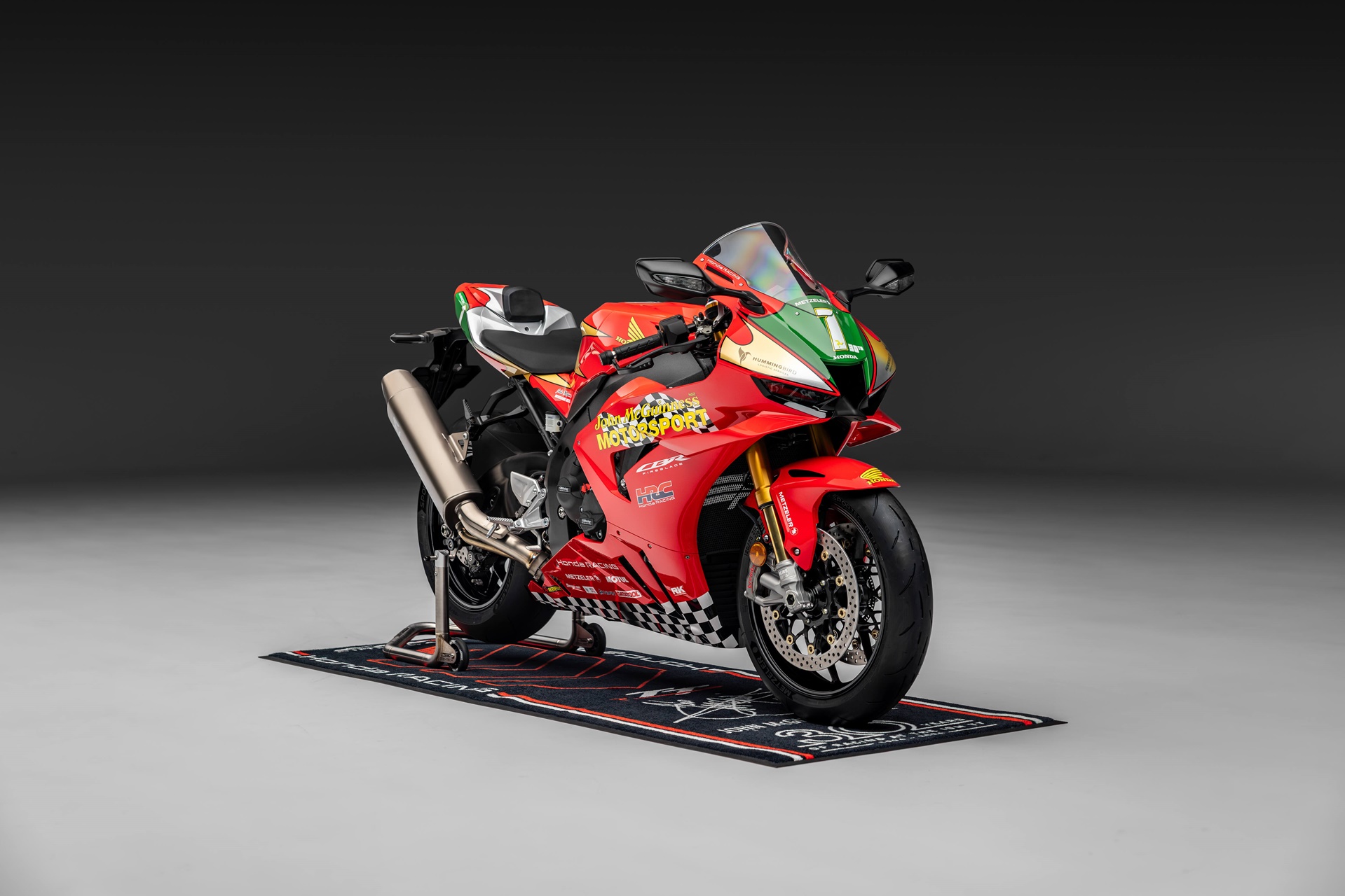 Honda lanza su nueva CBR1000RR-R Fireblade SP John McGuinness 30º Aniversario Replica Limited Edition
