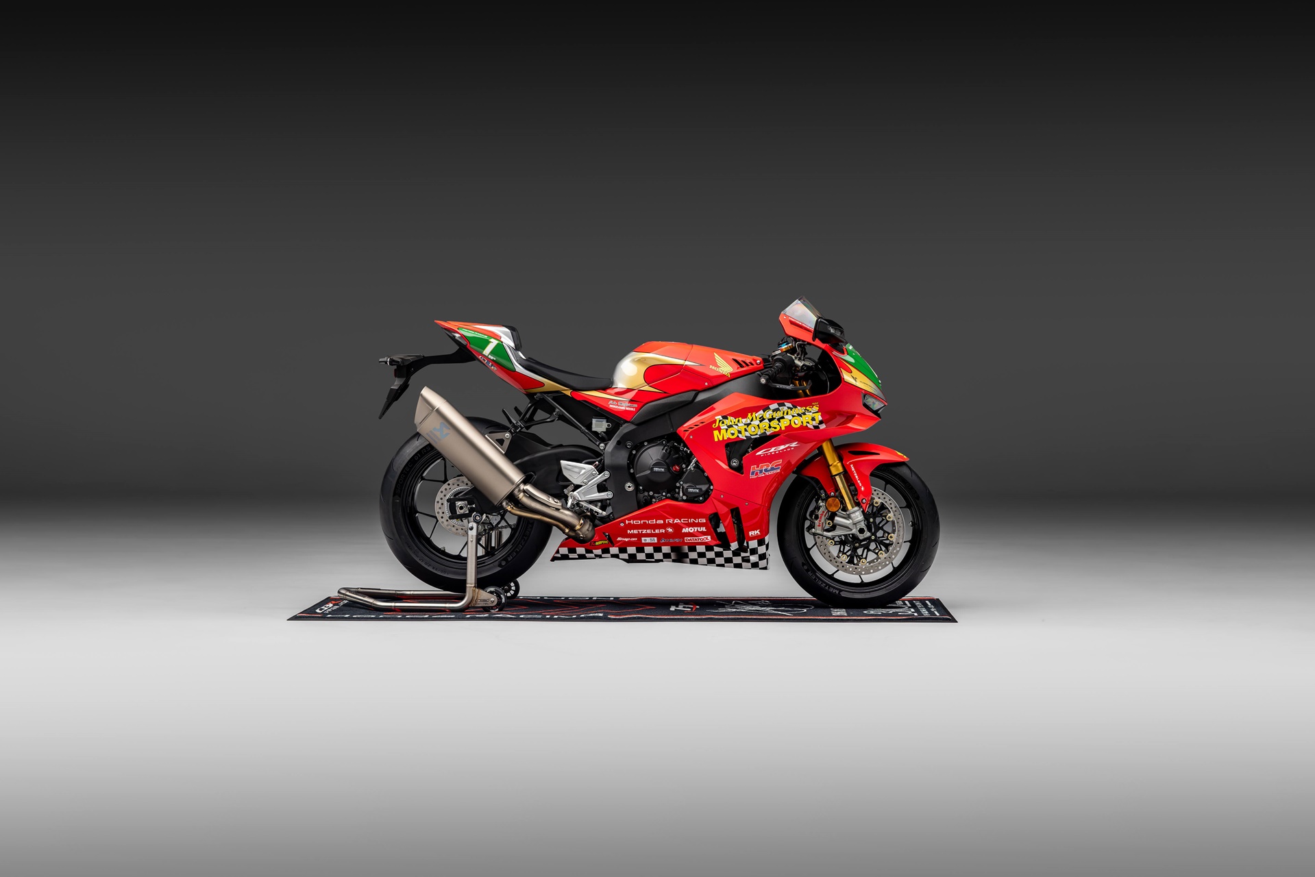 Honda lanza su nueva CBR1000RR-R Fireblade SP John McGuinness 30º Aniversario Replica Limited Edition