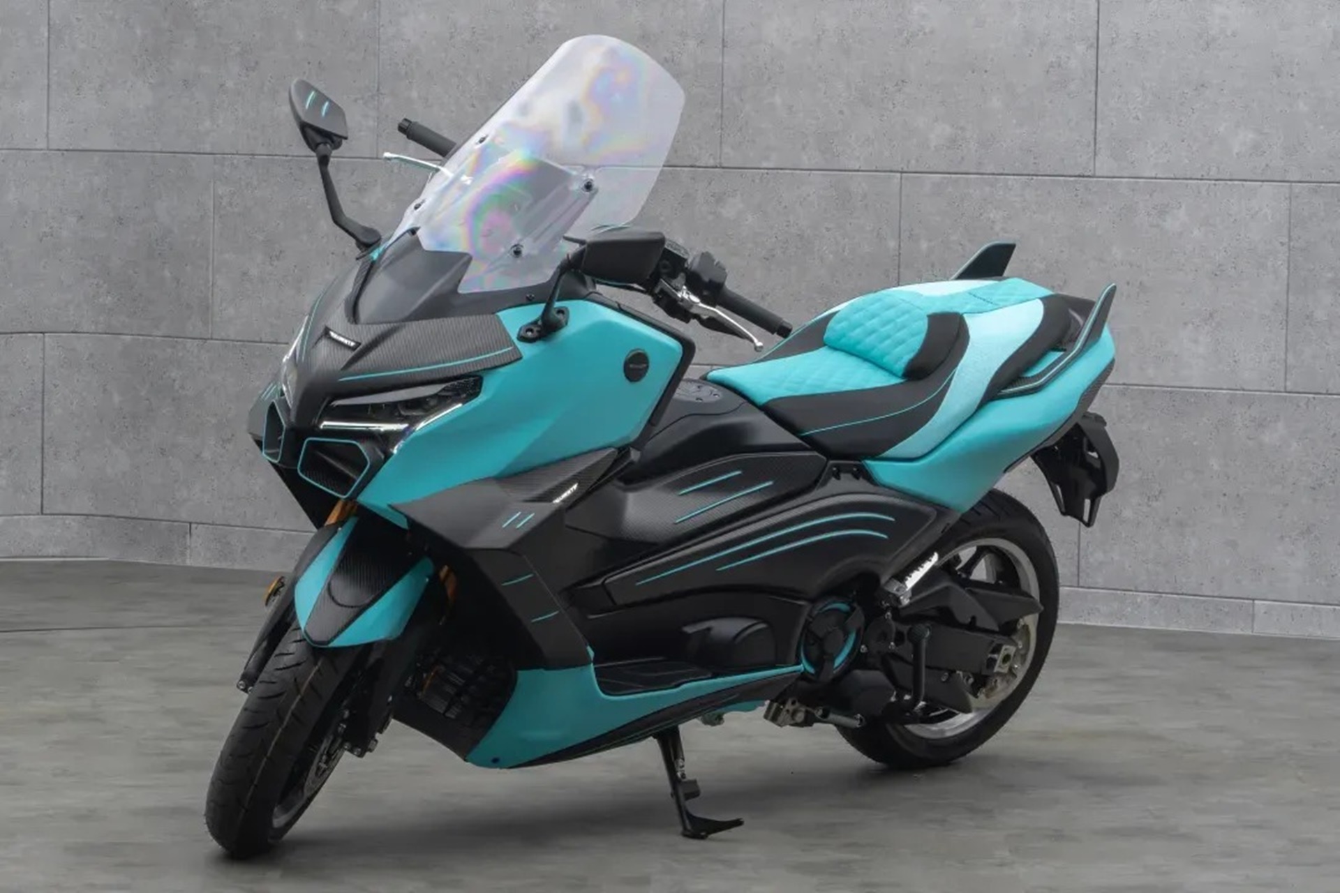 Mansory presenta su última creación sobre el T-Max 560 fiel a su característico estilo