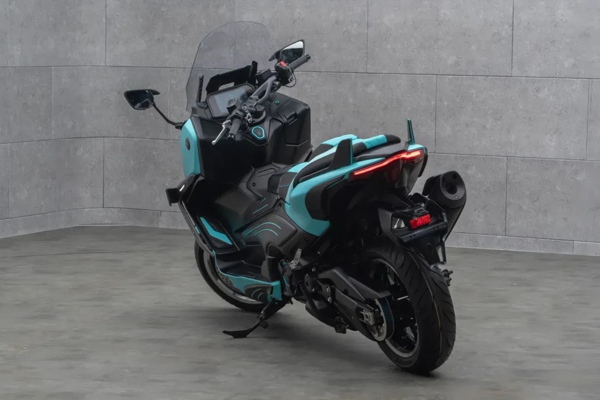 Mansory presenta su última creación sobre el T-Max 560 fiel a su característico estilo